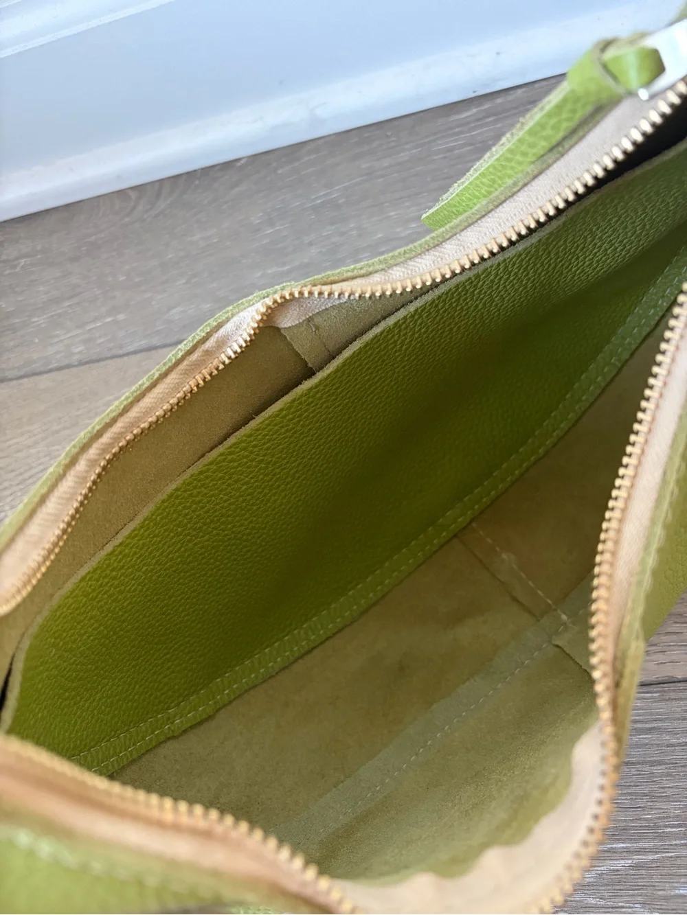 Portland Leather Goods Nora Shoulder Bag in Wasabi